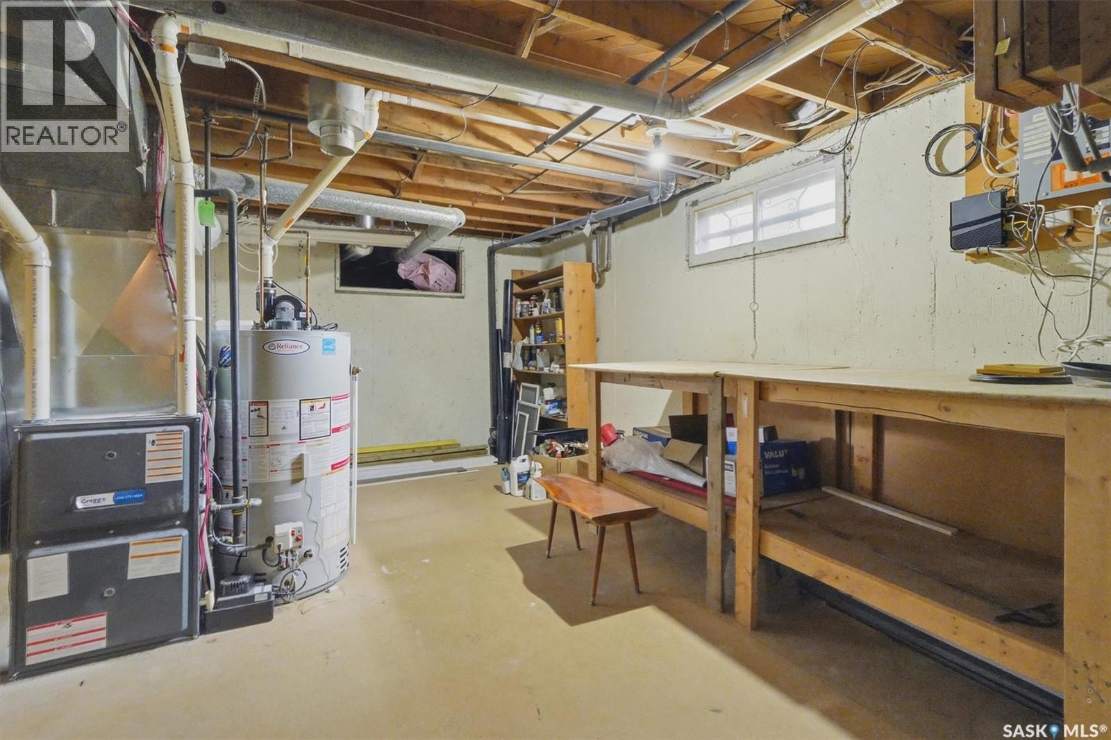 2406 Clarence Avenue S, Saskatoon, Saskatchewan  S7J 1M1 - Photo 26 - SK039218