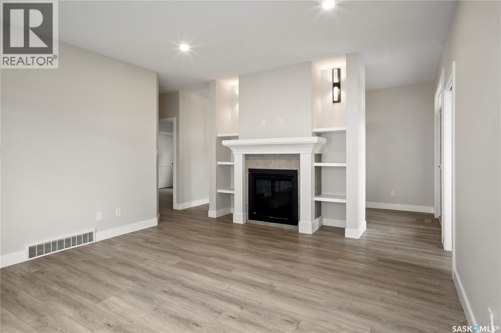 3312 Crosbie Crescent, Regina, Saskatchewan  S4V 3S4 - Photo 7 - SK038997