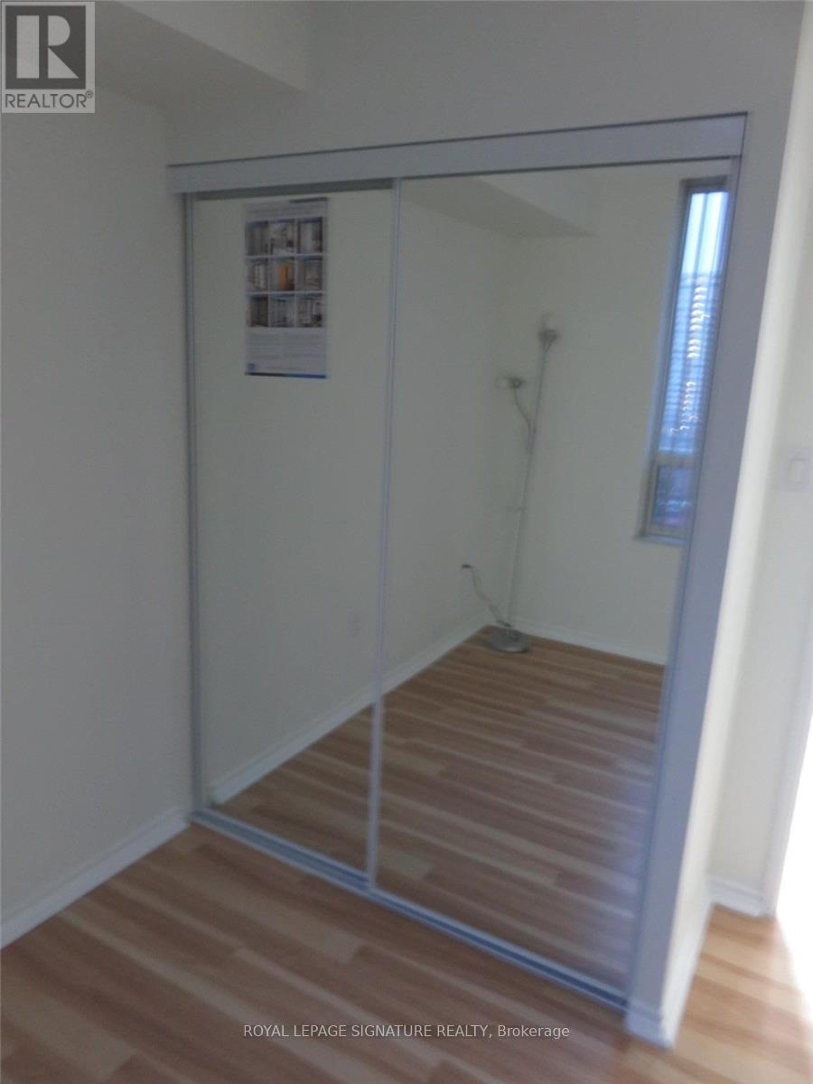 801 - 285 Enfield Place, Mississauga, Ontario  L5B 3Y6 - Photo 6 - W13438462