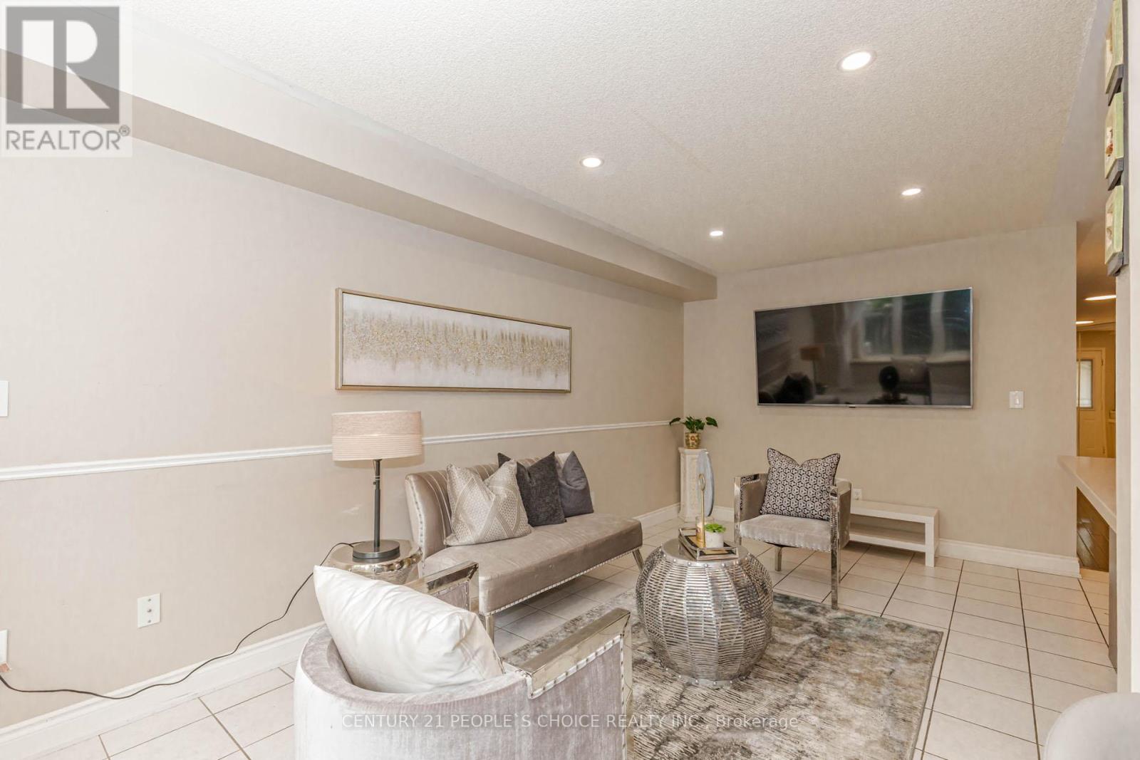 5889 Stonebriar Crescent, Mississauga, Ontario  L5V 2T7 - Photo 18 - W13438532