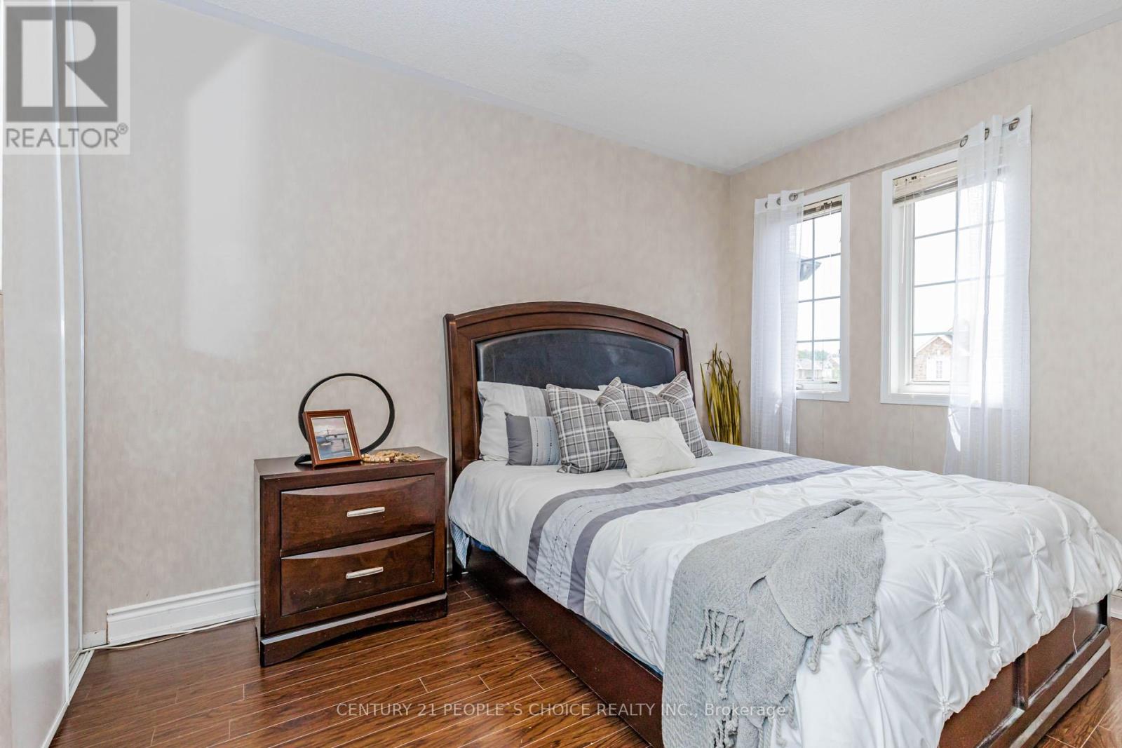 5889 Stonebriar Crescent, Mississauga, Ontario  L5V 2T7 - Photo 29 - W13438532