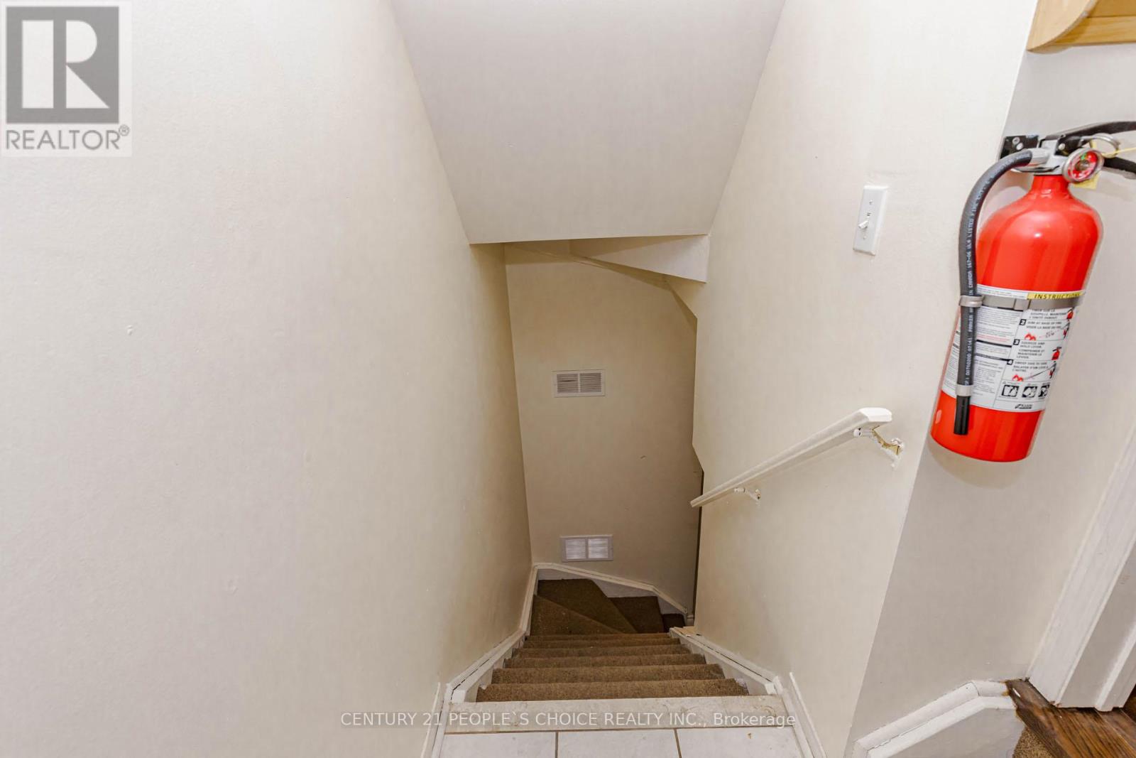 5889 Stonebriar Crescent, Mississauga, Ontario  L5V 2T7 - Photo 38 - W13438532