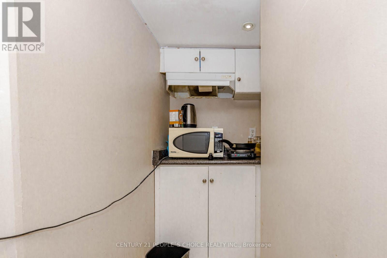 5889 Stonebriar Crescent, Mississauga, Ontario  L5V 2T7 - Photo 47 - W13438532