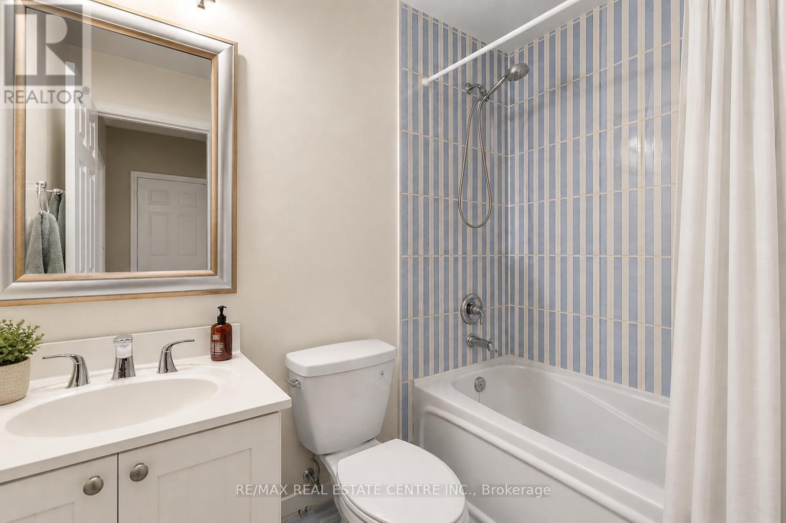 12 St. Lawrence Drive, Mississauga, Ontario L5G 4V1 - Photo 19 - W13438676
