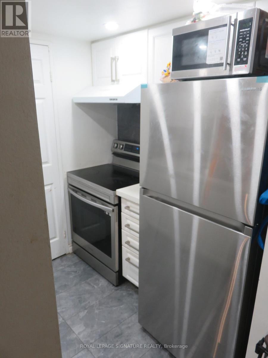 801 - 285 Enfield Place, Mississauga, Ontario  L5B 3Y6 - Photo 8 - W13438462