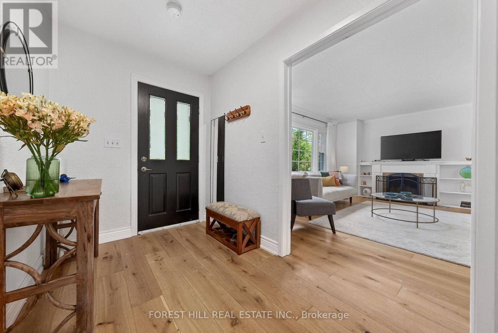 10 Highcliff Crescent, Toronto, Ontario  M1M 1A6 - Photo 3 - E13427294