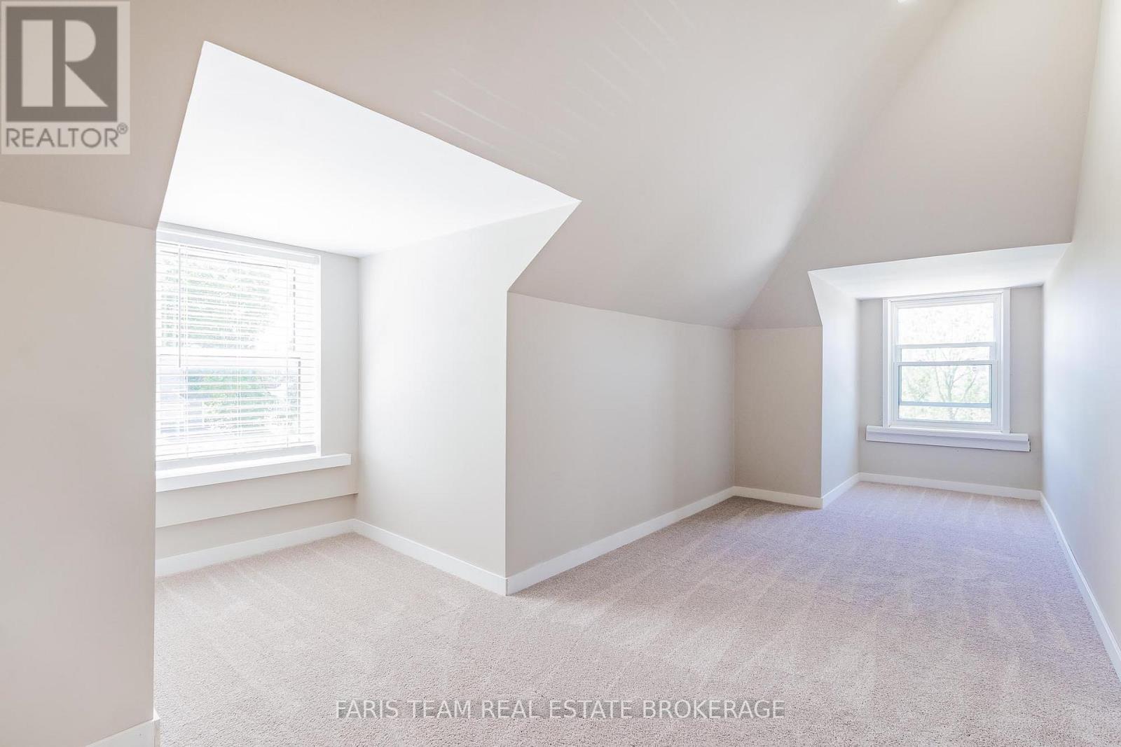 119 Jephson Street, Tay, Ontario  L0K 2A0 - Photo 31 - S13438104
