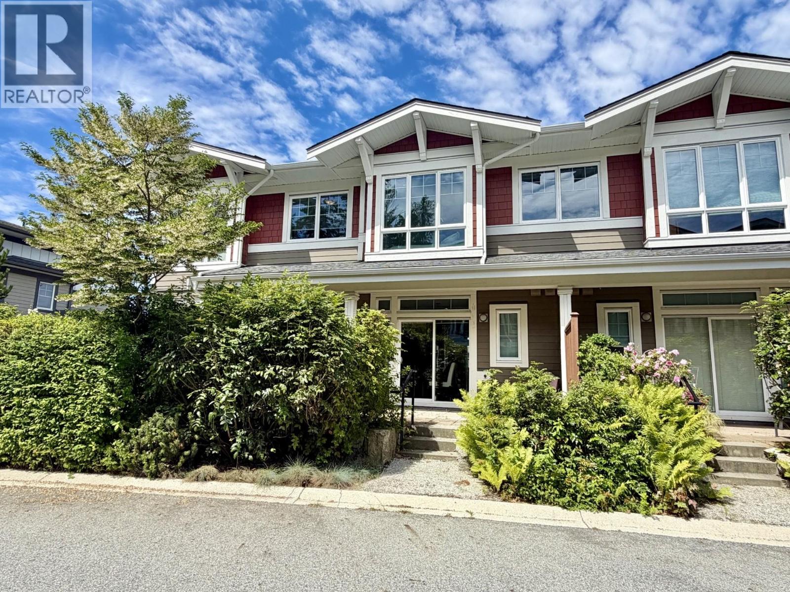 5956 Beachgate Lane, Sechelt, British Columbia  V7Z 0S2 - Photo 2 - R3135403