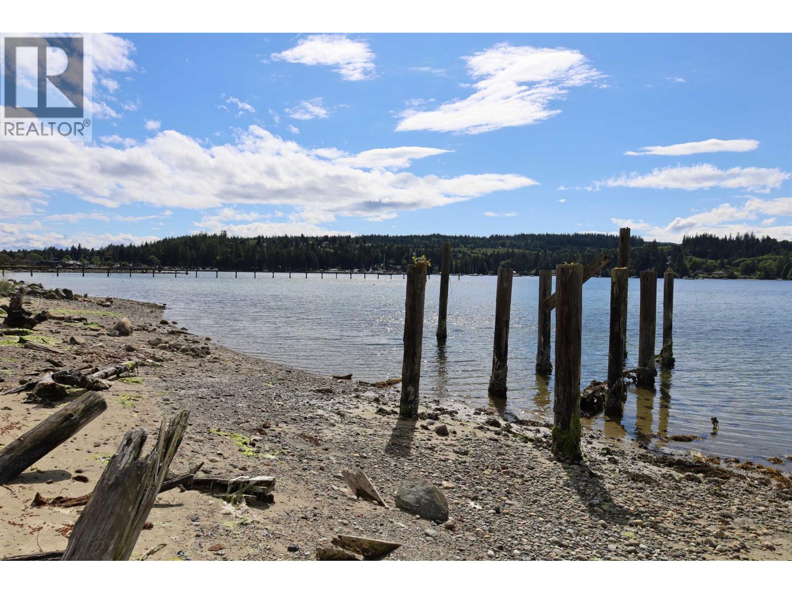 5956 Beachgate Lane, Sechelt, British Columbia  V7Z 0S2 - Photo 30 - R3135403