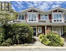 5956 BEACHGATE LANE, Sechelt, British Columbia