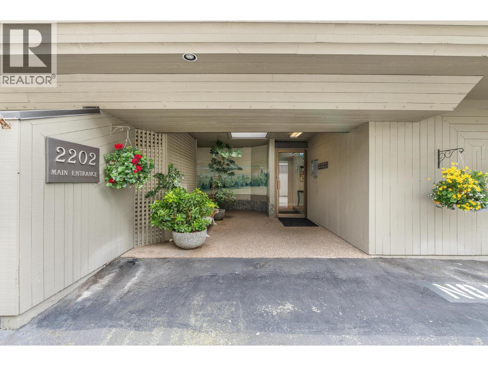 47 2202 Folkestone Way, West Vancouver, British Columbia  V7S 2X7 - Photo 36 - R3135419
