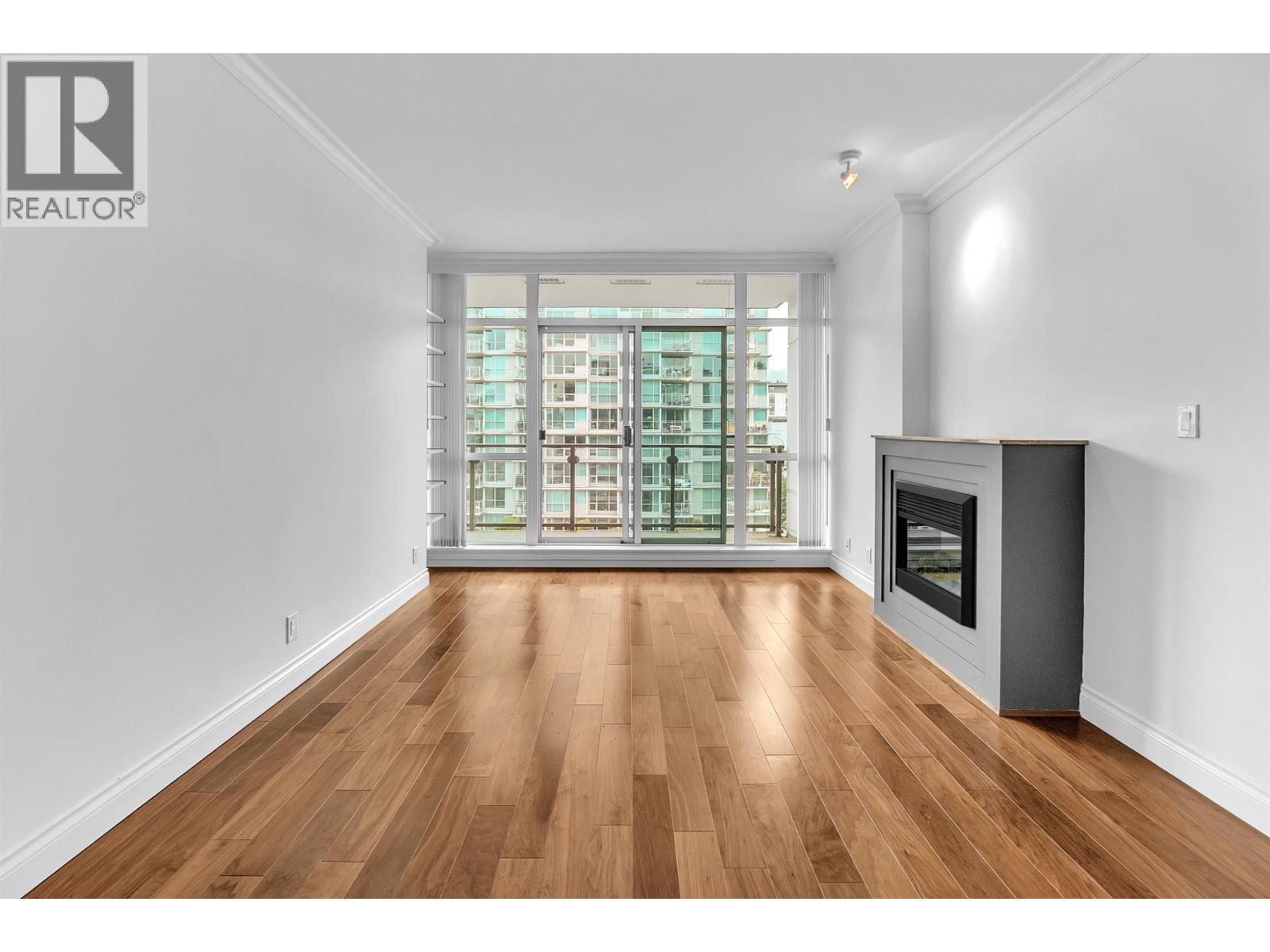 901 172 Victory Ship Way, North Vancouver, British Columbia  V7L 0B5 - Photo 13 - R3135420