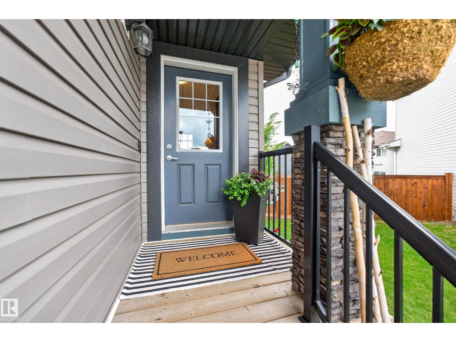86 Sentry Wy, Sherwood Park, Alberta  T8H 1B1 - Photo 2 - E4493422