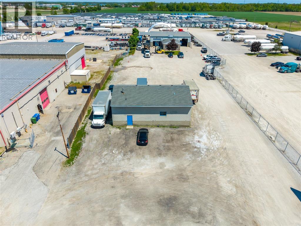 396 Mc Gregor Road, Sarnia, Ontario  N7T 7H5 - Photo 16 - 25025034
