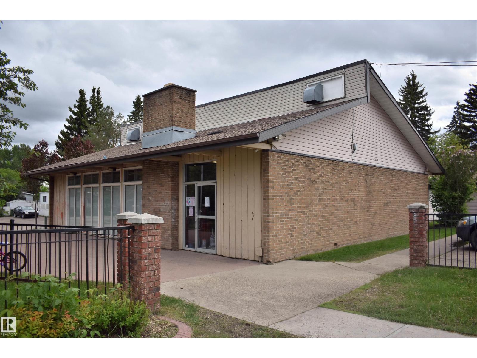 52 Evergreen Pa Nw, Edmonton, Alberta  T5Y 4M2 - Photo 23 - E4493430