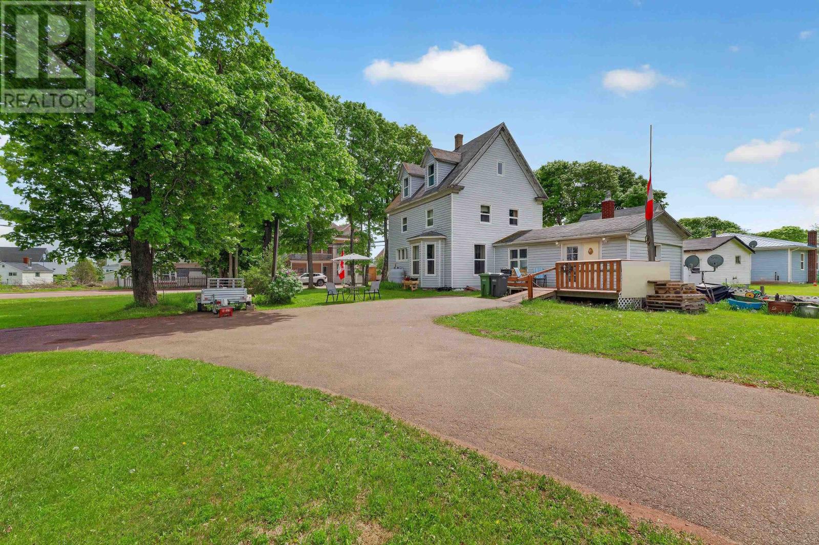 220 Main Street, Tignish, Prince Edward Island  C0B 2B0 - Photo 2 - 202613836
