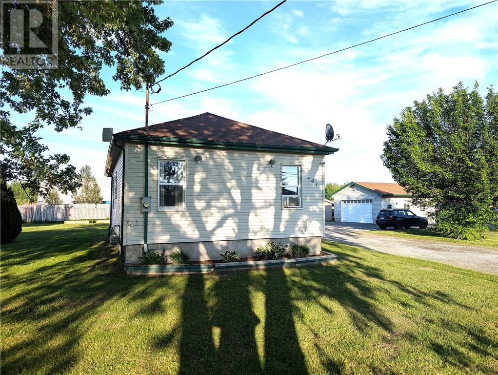 467 Montee Principale, Azilda, Ontario  P0M 1B0 - Photo 2 - 2128534