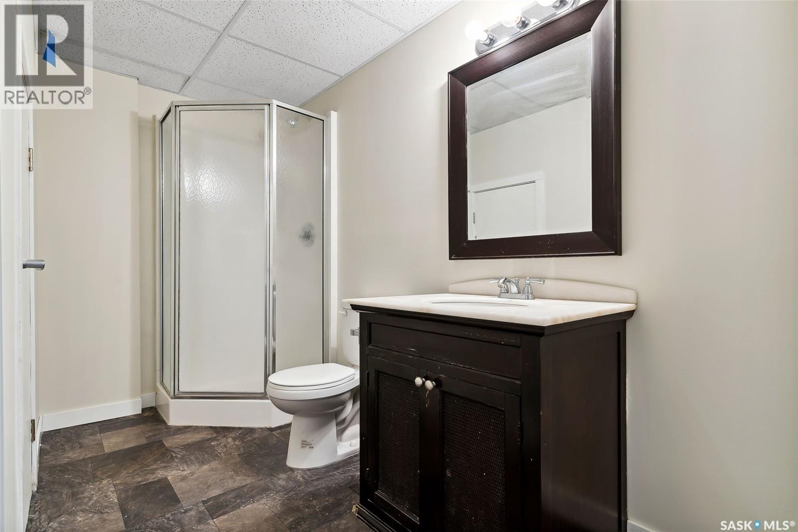 9 Carmichael Bay, Regina, Saskatchewan  S4R 0C7 - Photo 21 - SK039280