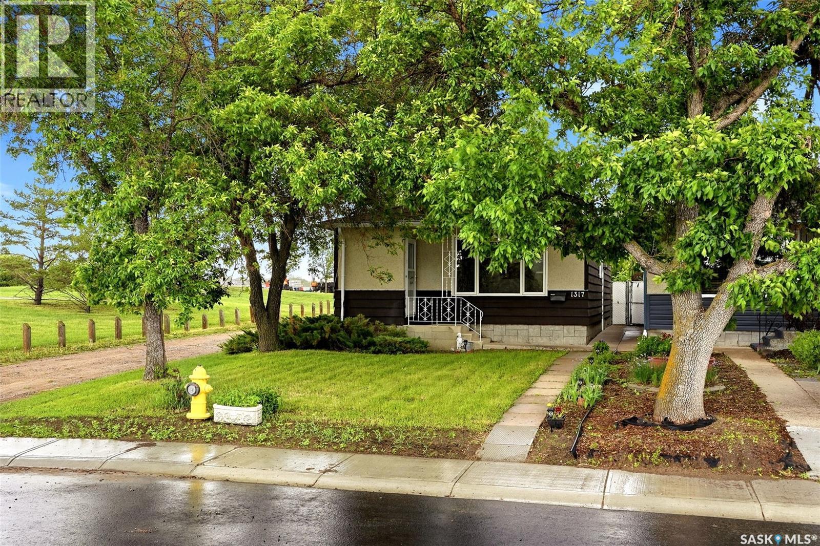 1317 Kent Street, Regina, Saskatchewan  S4T 5T2 - Photo 34 - SK039276
