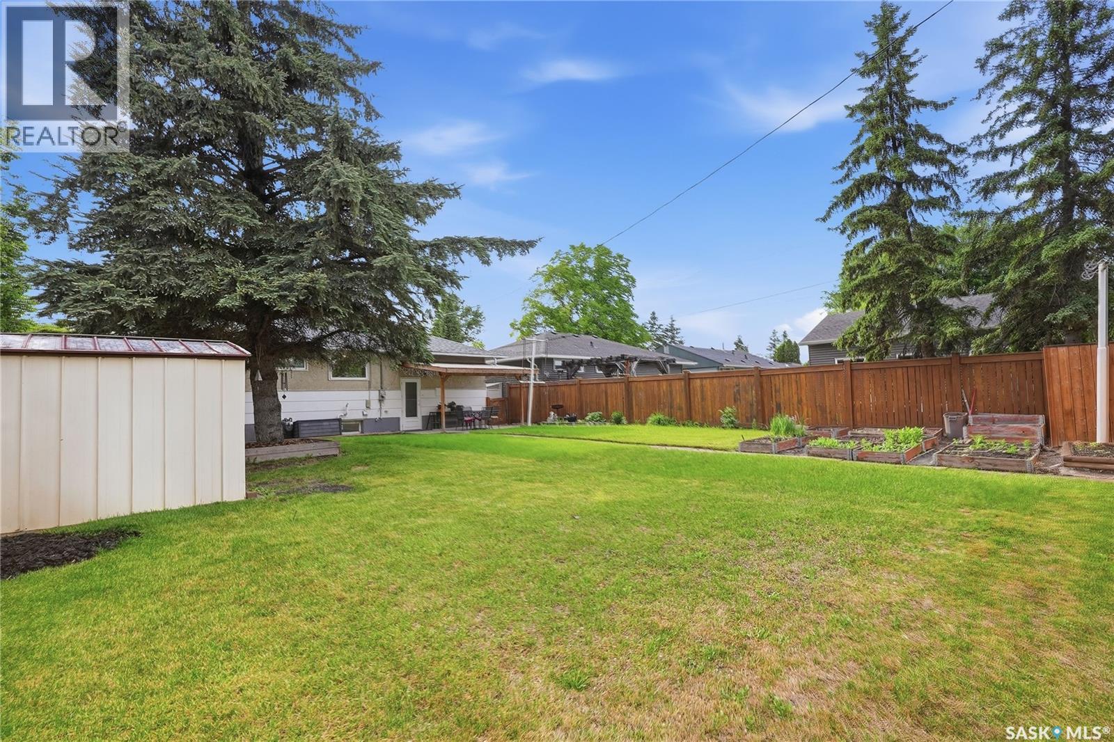 2321 Munroe Avenue S, Saskatoon, Saskatchewan  S7J 1S4 - Photo 44 - SK039173