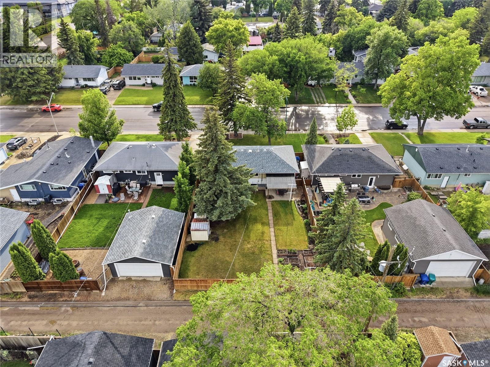 2321 Munroe Avenue S, Saskatoon, Saskatchewan  S7J 1S4 - Photo 48 - SK039173