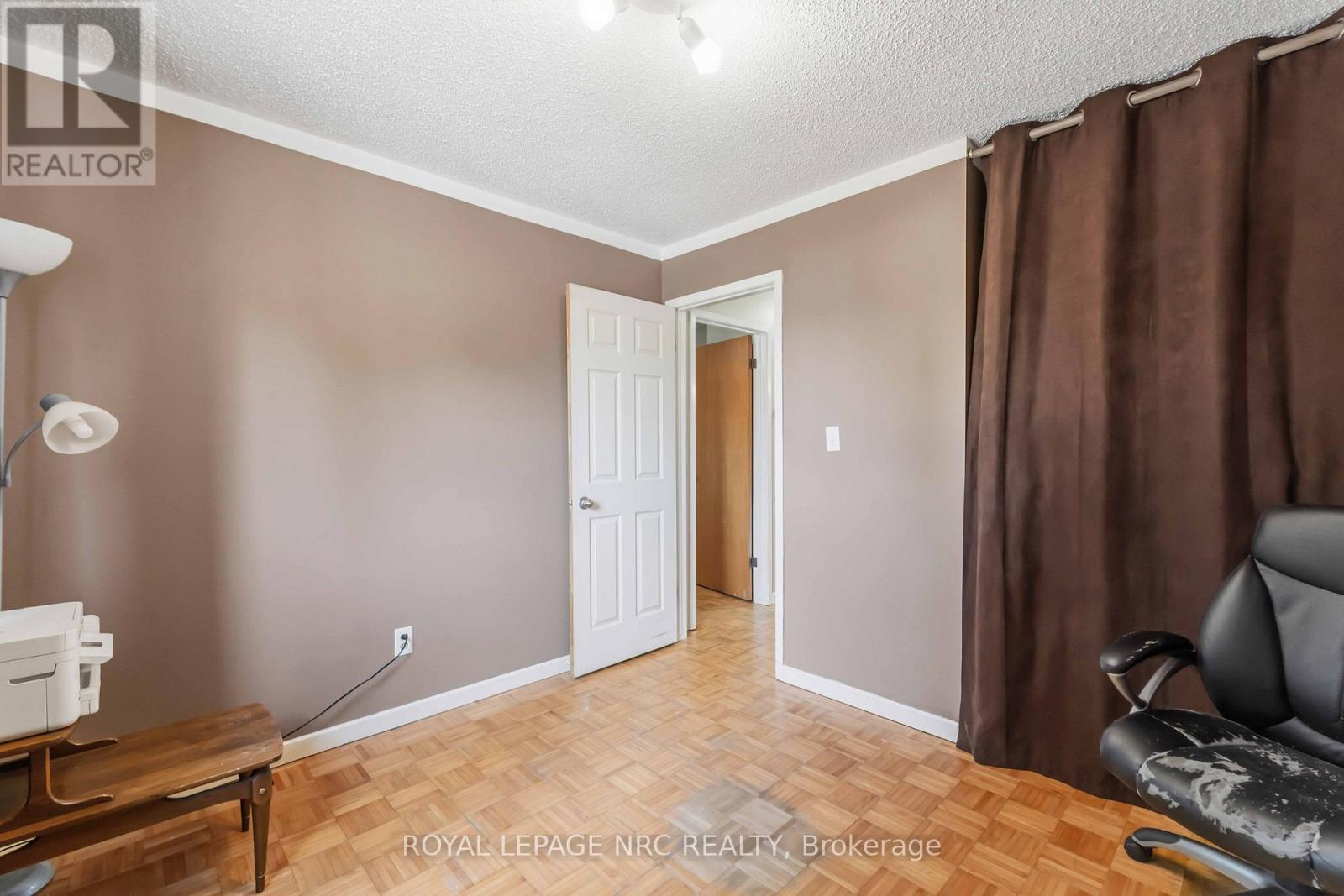 6583 Harmony Avenue, Niagara Falls, Ontario  L2H 1Z3 - Photo 19 - X13438304