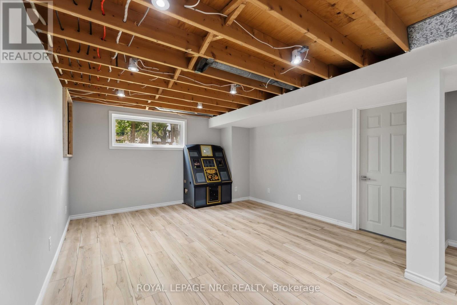 6583 Harmony Avenue, Niagara Falls, Ontario  L2H 1Z3 - Photo 26 - X13438304