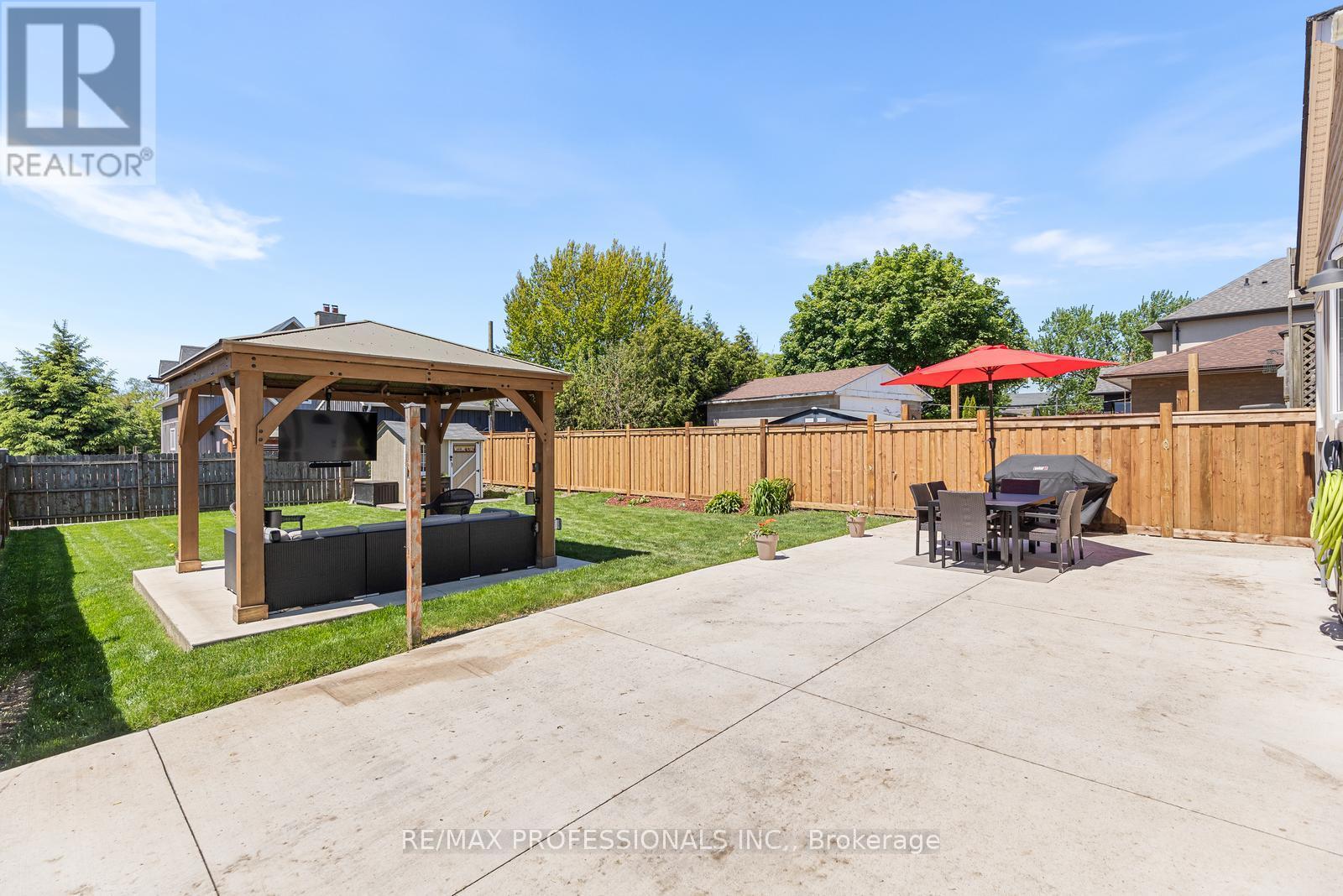 869 First Street, Mississauga, Ontario  L5E 1A6 - Photo 30 - W13437470