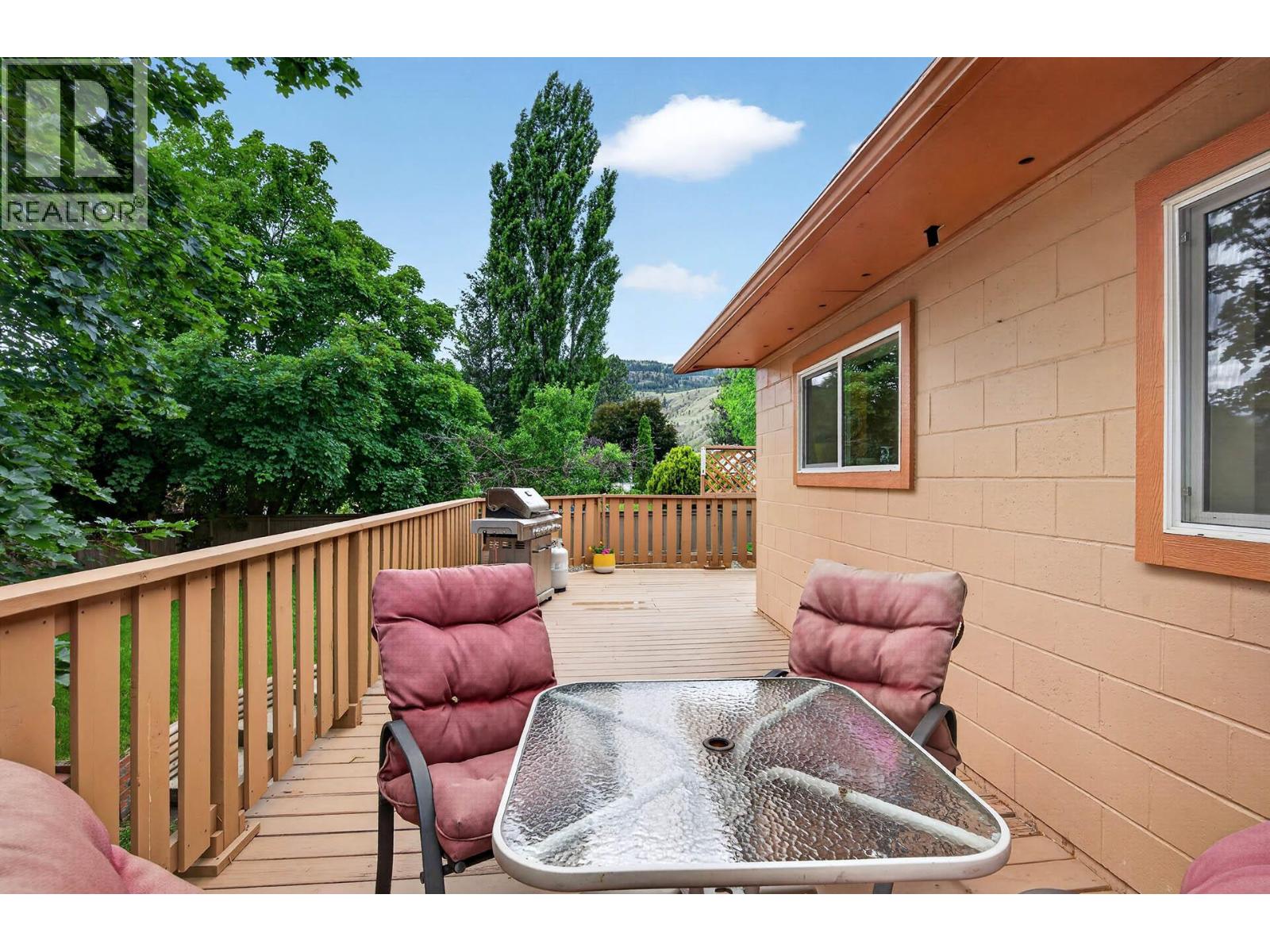 649 Sicamore Drive, Kamloops, British Columbia  V2B 6R6 - Photo 19 - 10390625