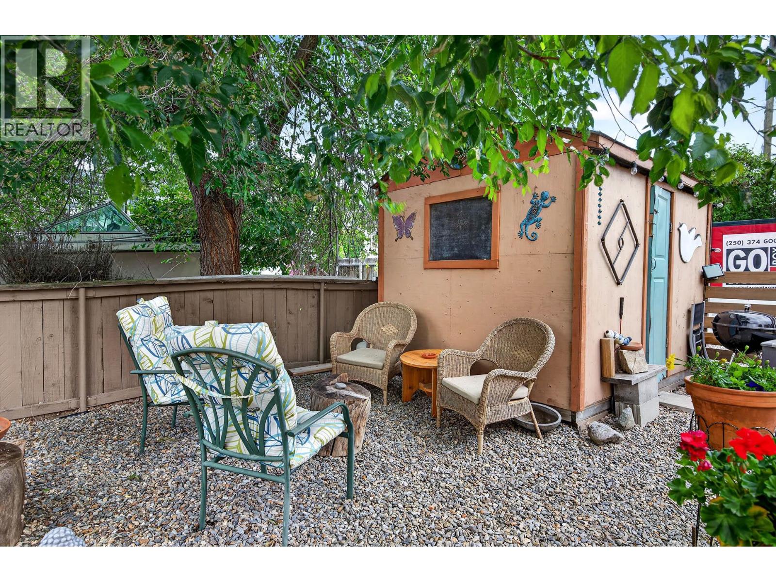 649 Sicamore Drive, Kamloops, British Columbia  V2B 6R6 - Photo 60 - 10390625