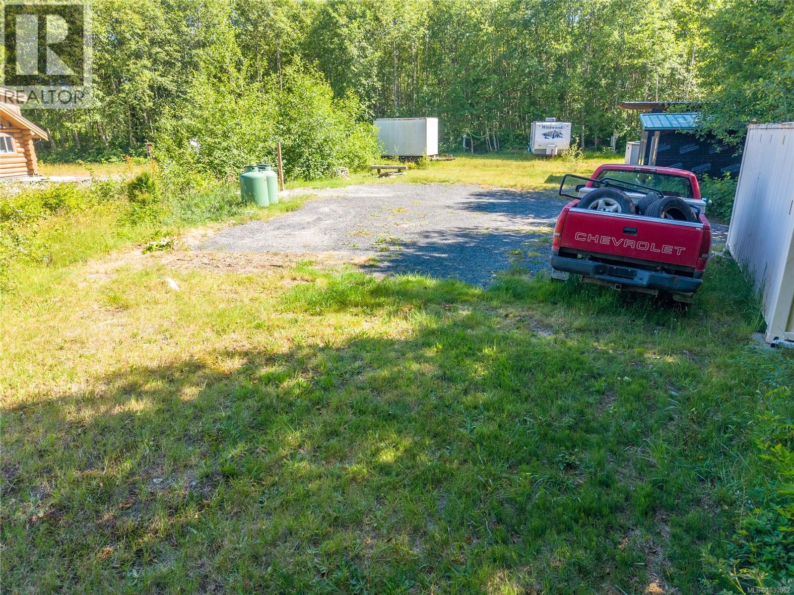 1182 Fourth Ave, Ucluelet, British Columbia V0R 3A0 - Photo 13 - 1030962
