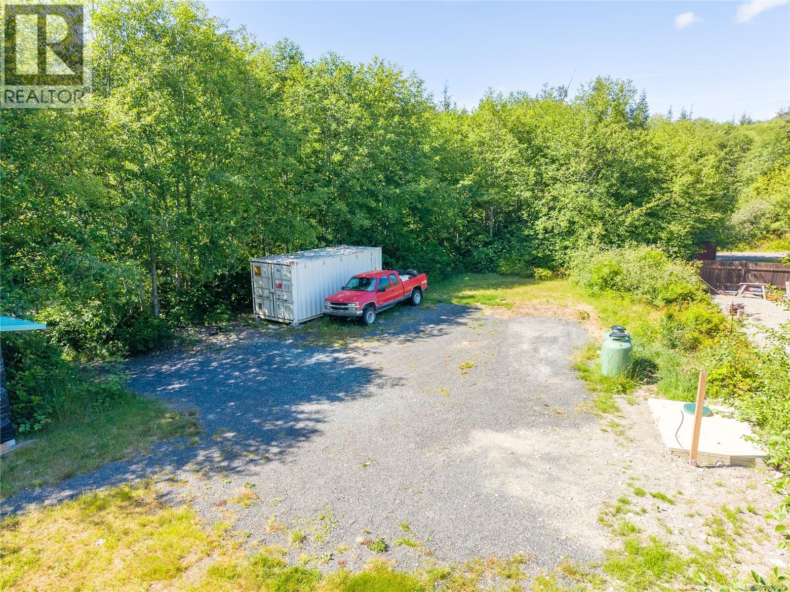 1182 Fourth Ave, Ucluelet, British Columbia V0R 3A0 - Photo 3 - 1030962