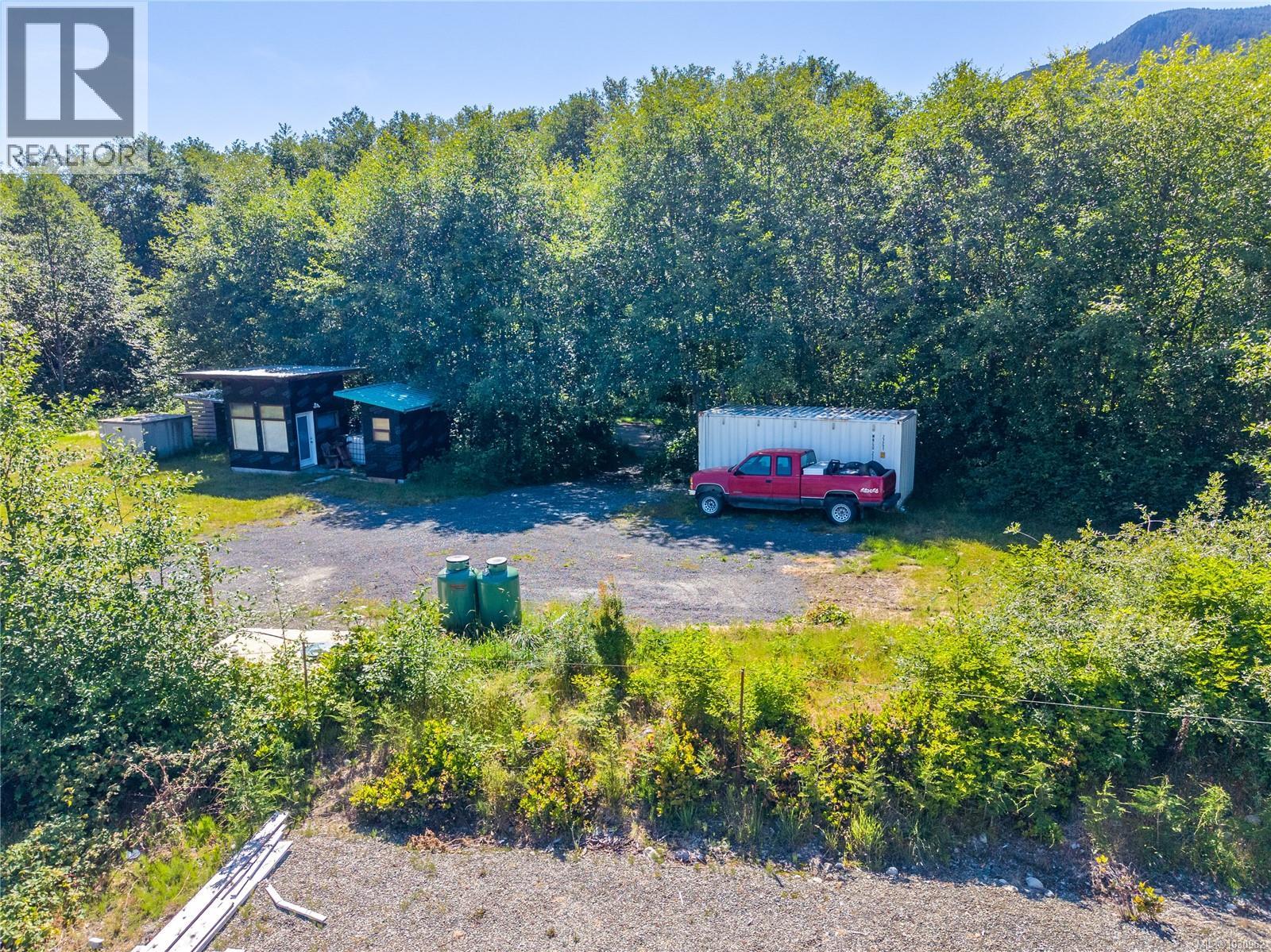 1182 Fourth Ave, Ucluelet, British Columbia V0R 3A0 - Photo 4 - 1030962