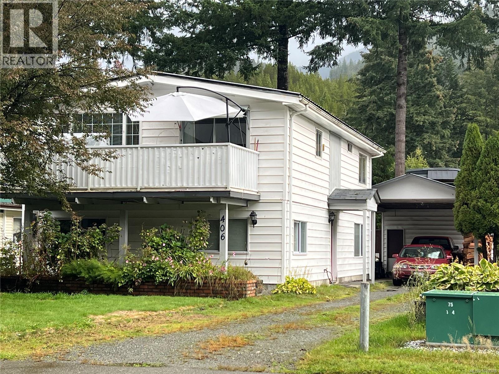 406 Matchlee Dr, Gold River, British Columbia