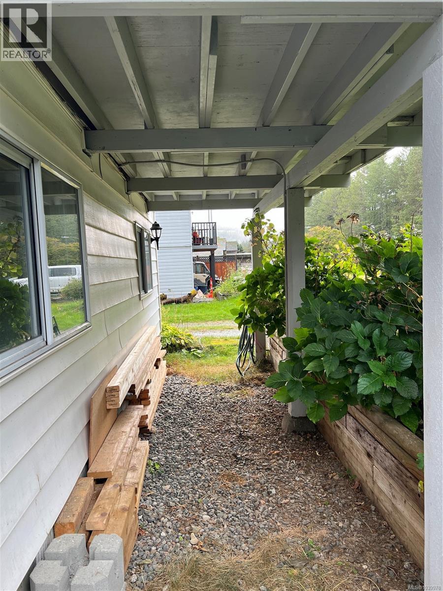 406 Matchlee Dr, Gold River, British Columbia V0R 1G0 - Photo 40 - 1039978