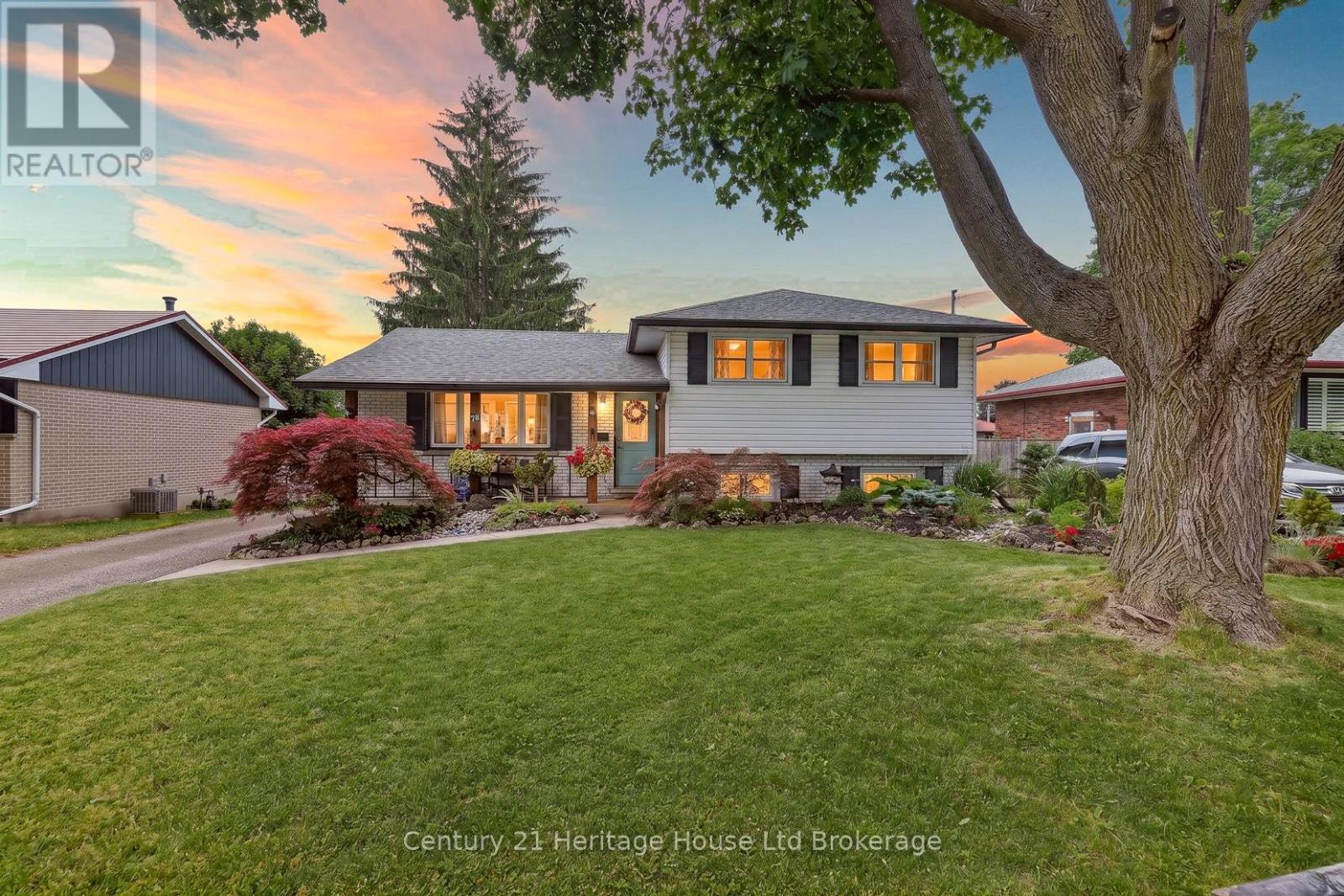 78 LYNDALE CRESCENT, Woodstock, Ontario