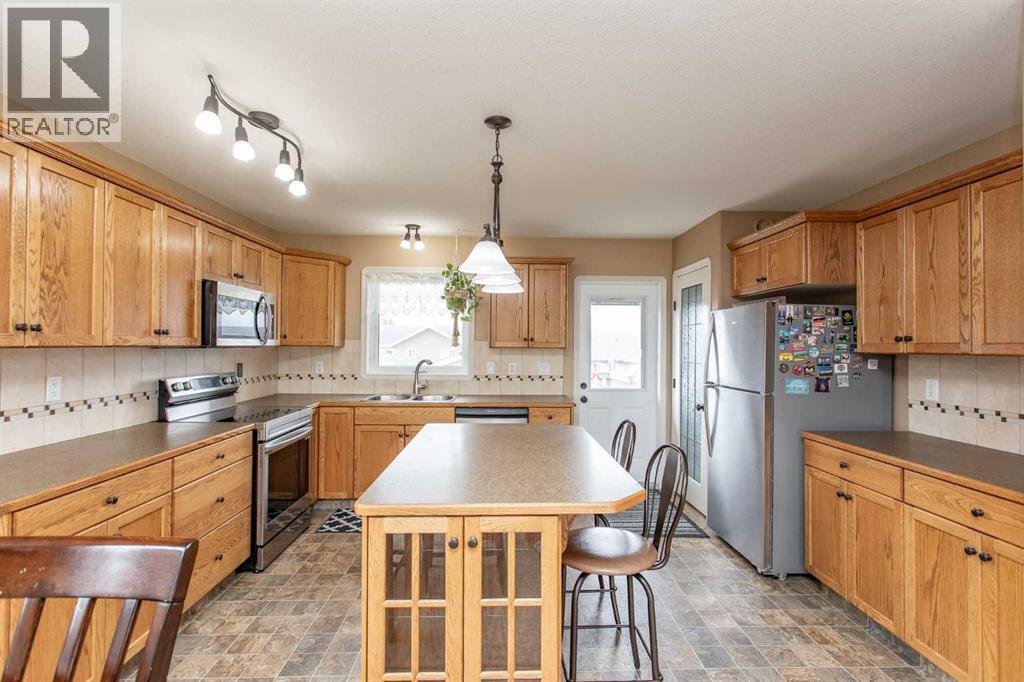 74 Pine Crescent, Blackfalds, Alberta  T4M 0E2 - Photo 8 - A2320213