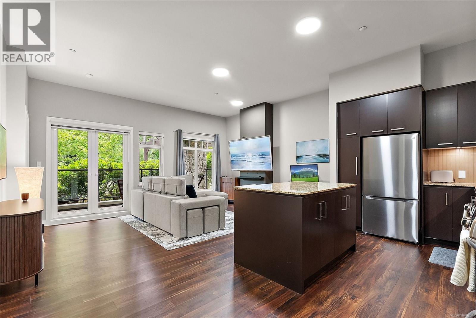 120 1375 Bear Mountain Pkwy