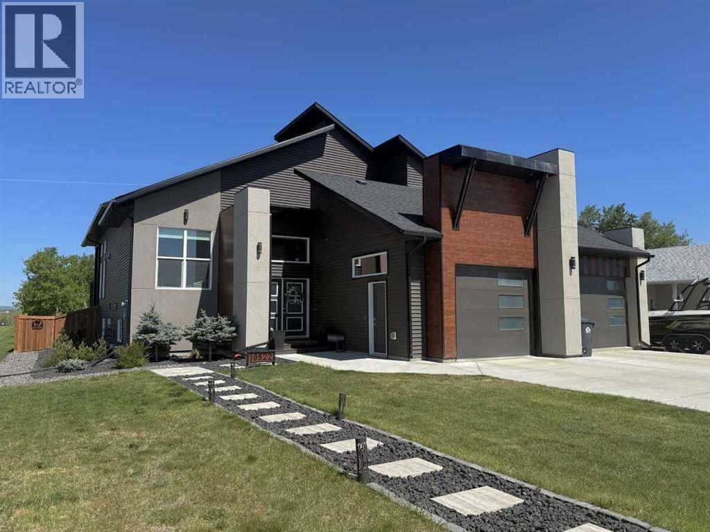 10522 101 Avenue, Sexsmith, Alberta  T0H 3C0 - Photo 3 - A2297131