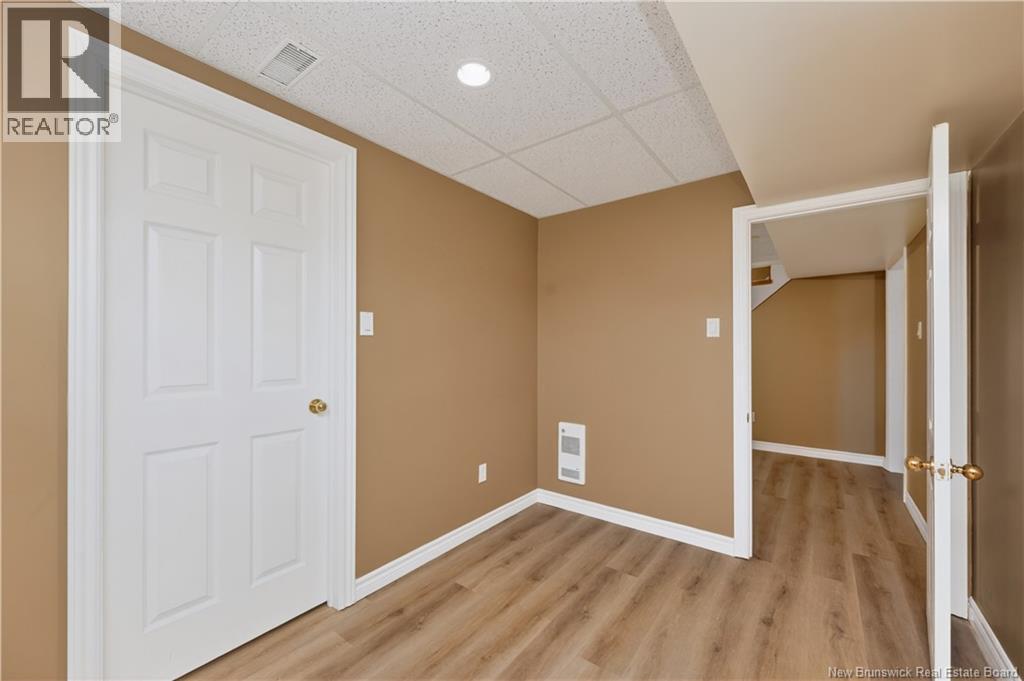 13 Maple Street, Petitcodiac, New Brunswick  E4Z 4M5 - Photo 31 - NB141596