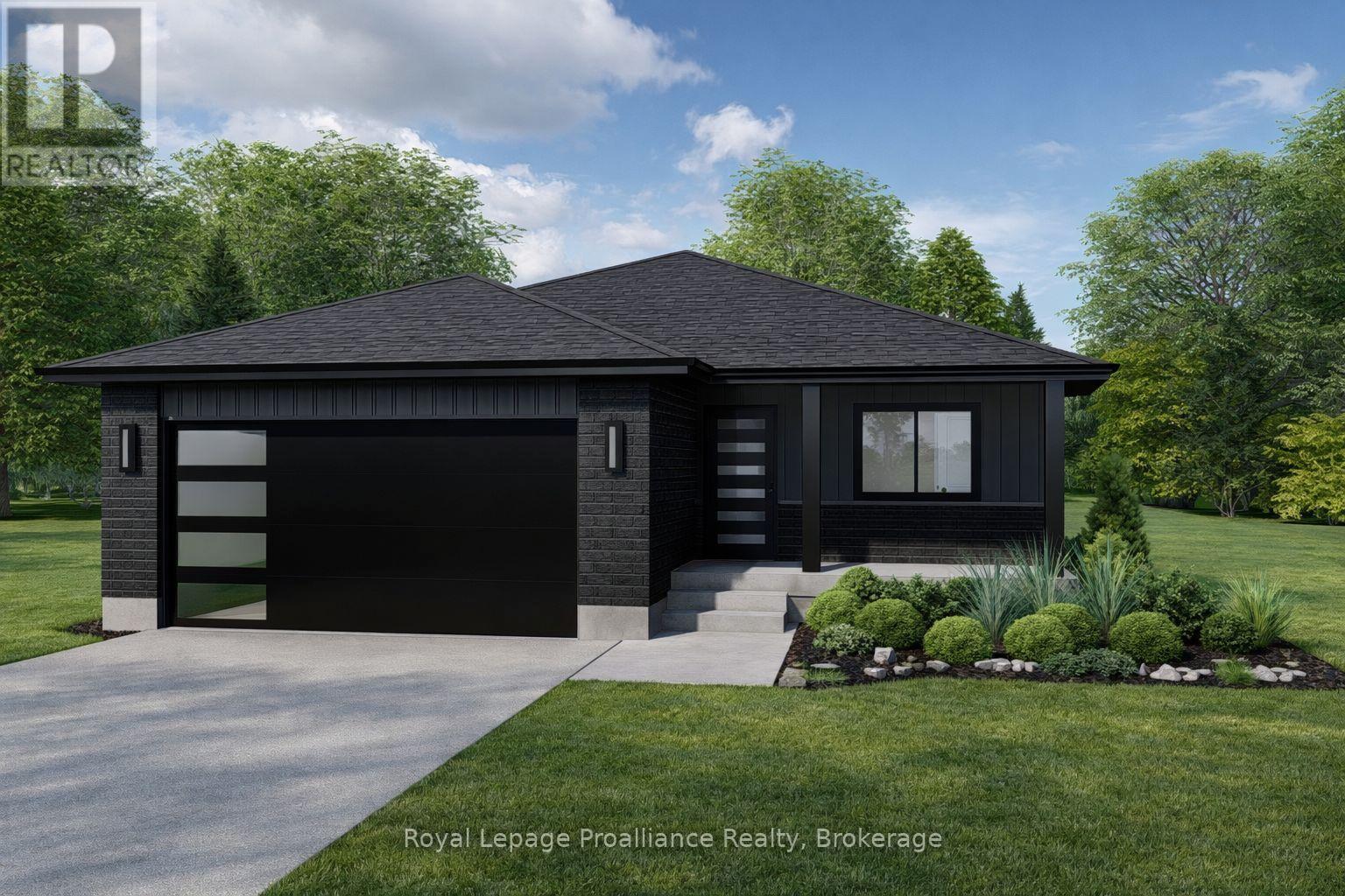 124 HASTINGS PARK DRIVE, Belleville, Ontario
