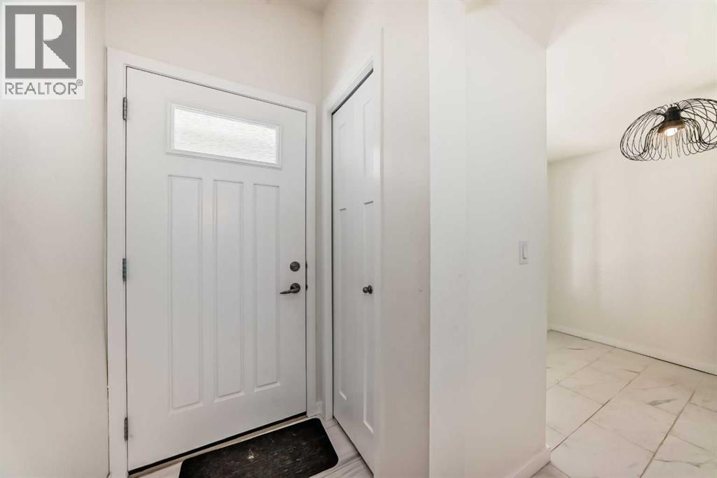 336 South Point Square SW, Airdrie, Alberta  T4B 5C3 - Photo 13 - A2313676