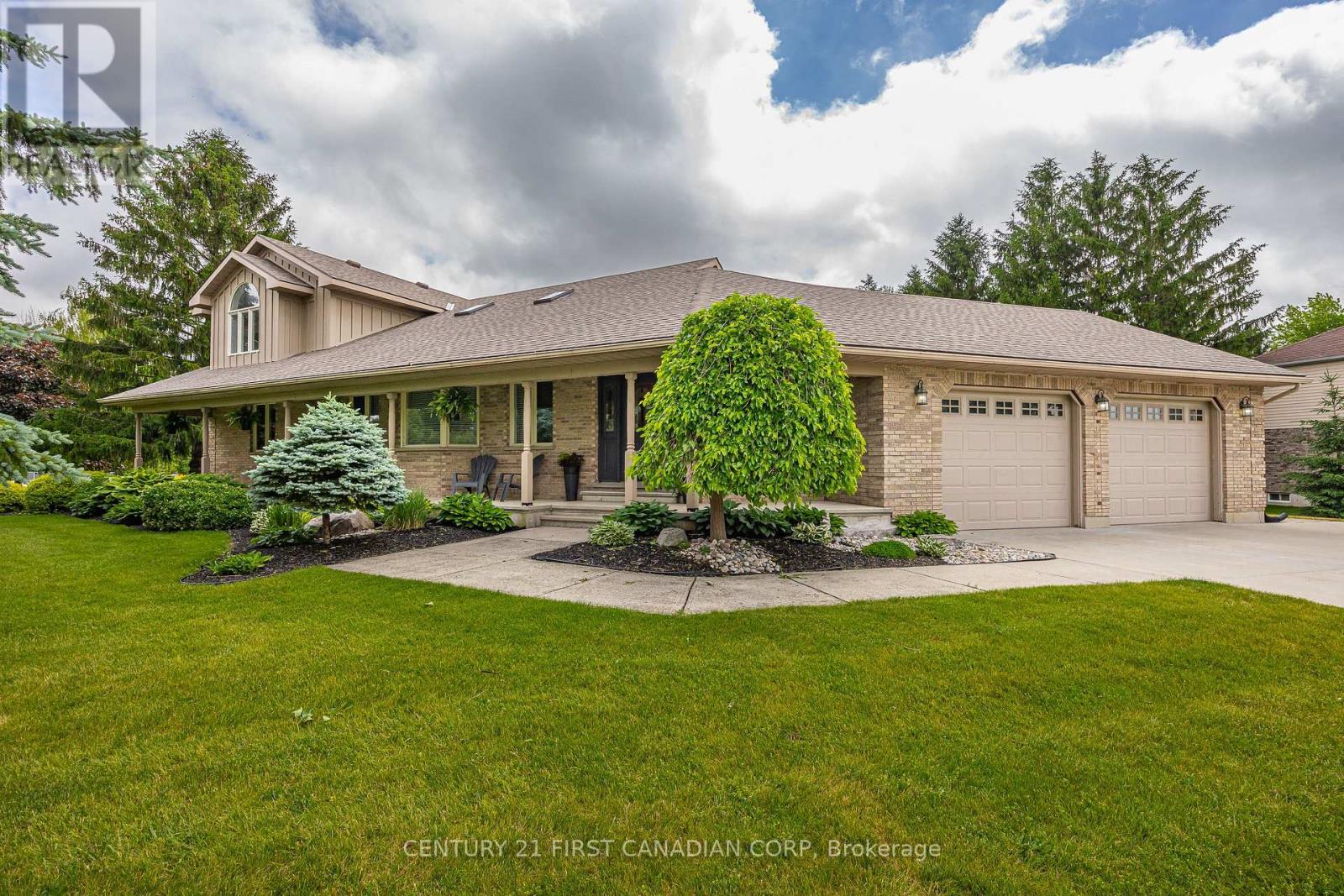 35922 Lieury Road, North Middlesex, Ontario  N0M 2K0 - Photo 3 - X13439186