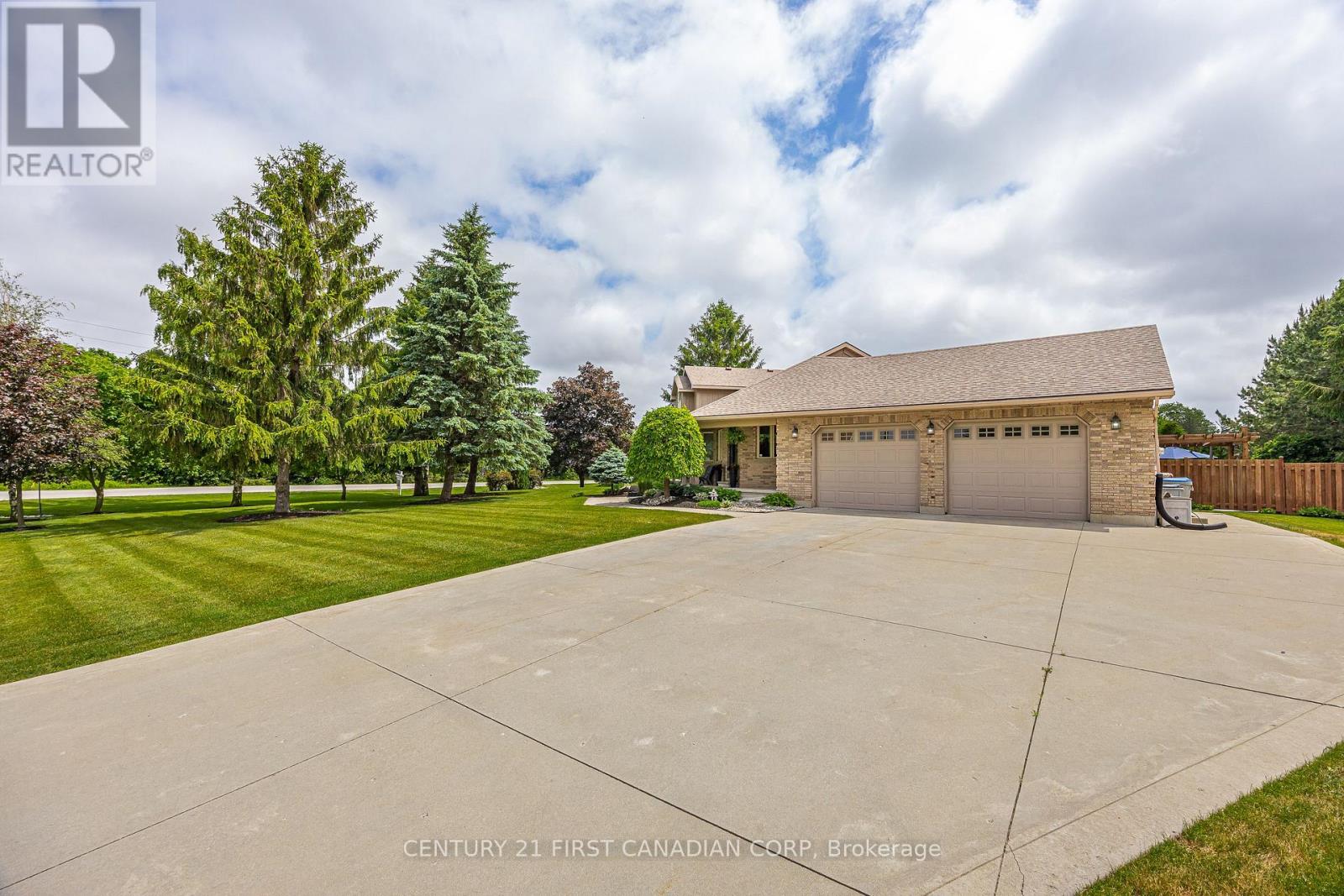 35922 Lieury Road, North Middlesex, Ontario  N0M 2K0 - Photo 5 - X13439186