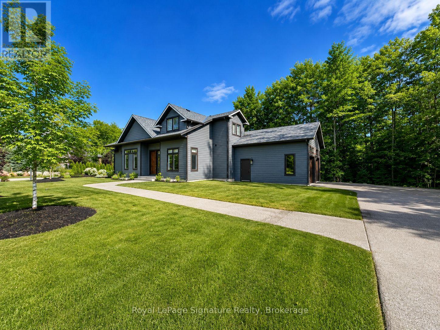 115 Rankin's Crescent, Blue Mountains, Ontario  N0H 2P0 - Photo 1 - X13439000
