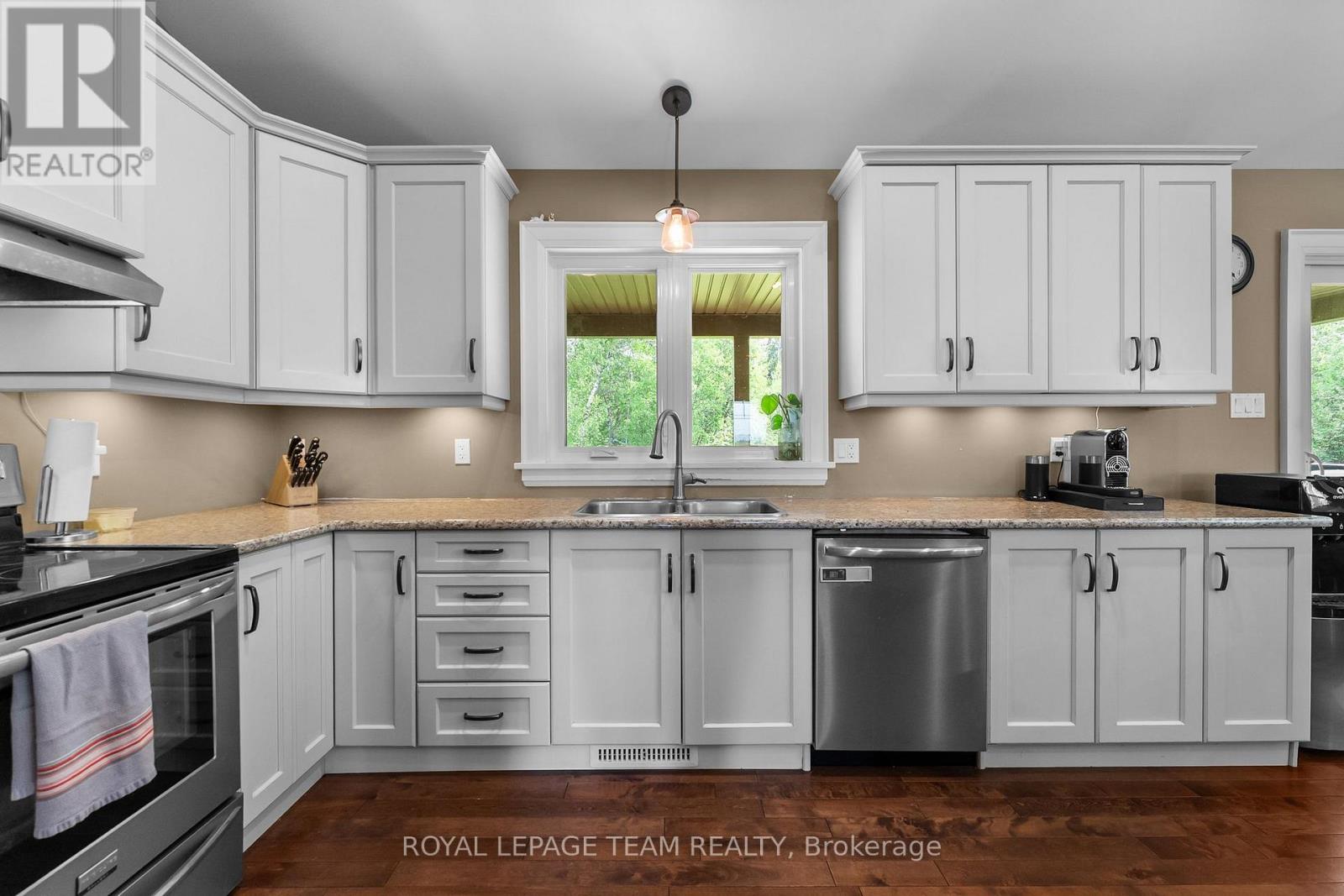 175 Boundary Road E, North Dundas, Ontario  K0E 1S0 - Photo 14 - X13439054