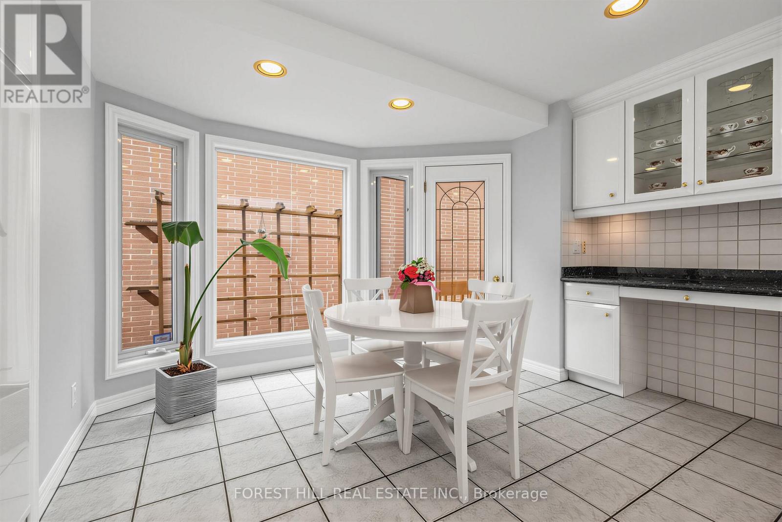 29 Foxwarren Drive, Toronto, Ontario  M2K 1L1 - Photo 11 - C13439164
