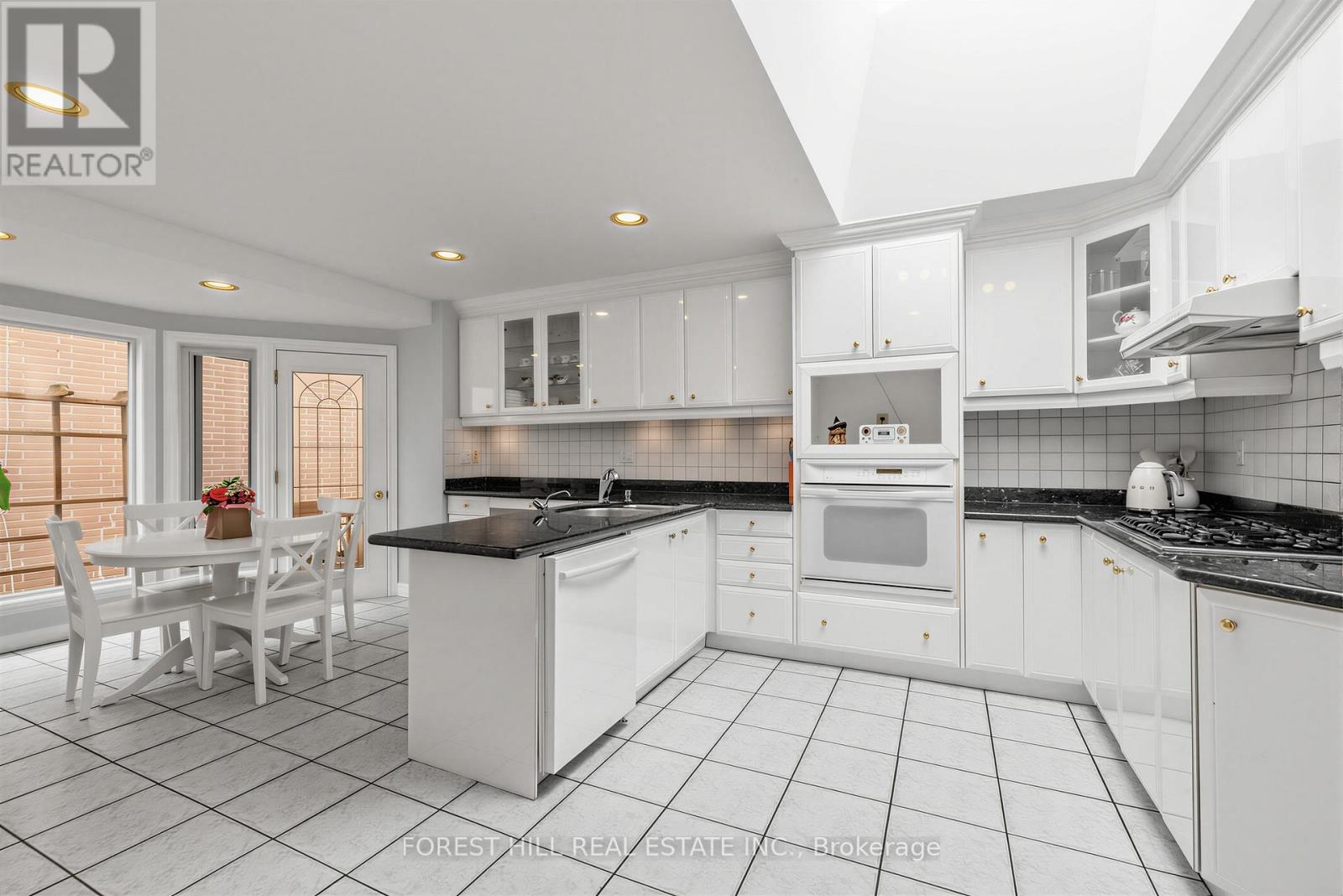 29 Foxwarren Drive, Toronto, Ontario  M2K 1L1 - Photo 9 - C13439164