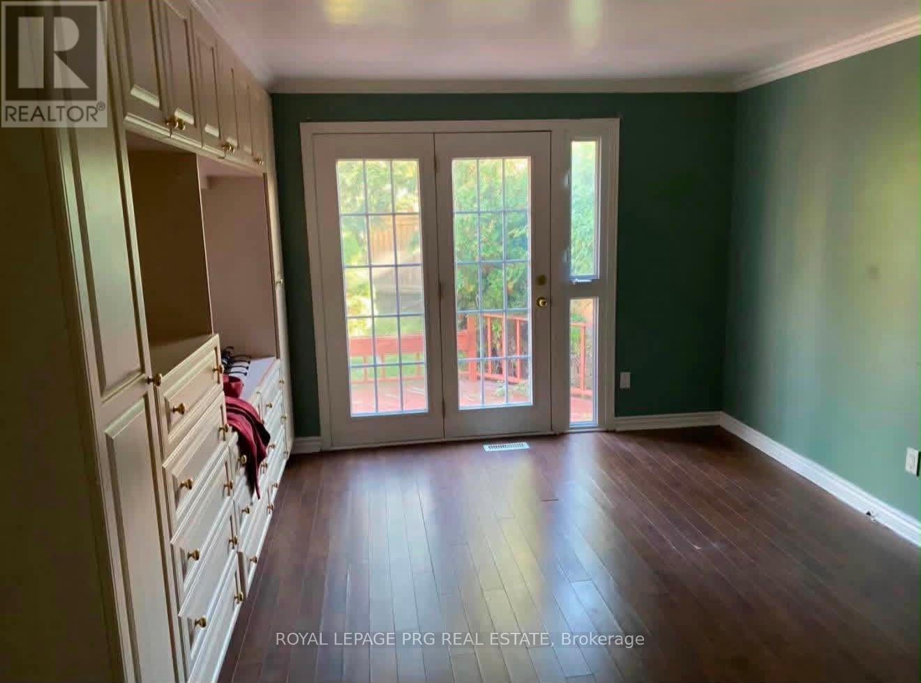 4 Duke Road, Brampton, Ontario  L6T 3K1 - Photo 8 - W13436982