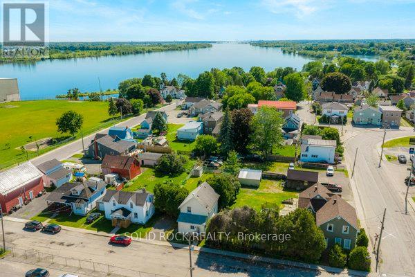 352 New Street, Edwardsburgh/cardinal, Ontario  K0E 1E0 - Photo 4 - X12951970